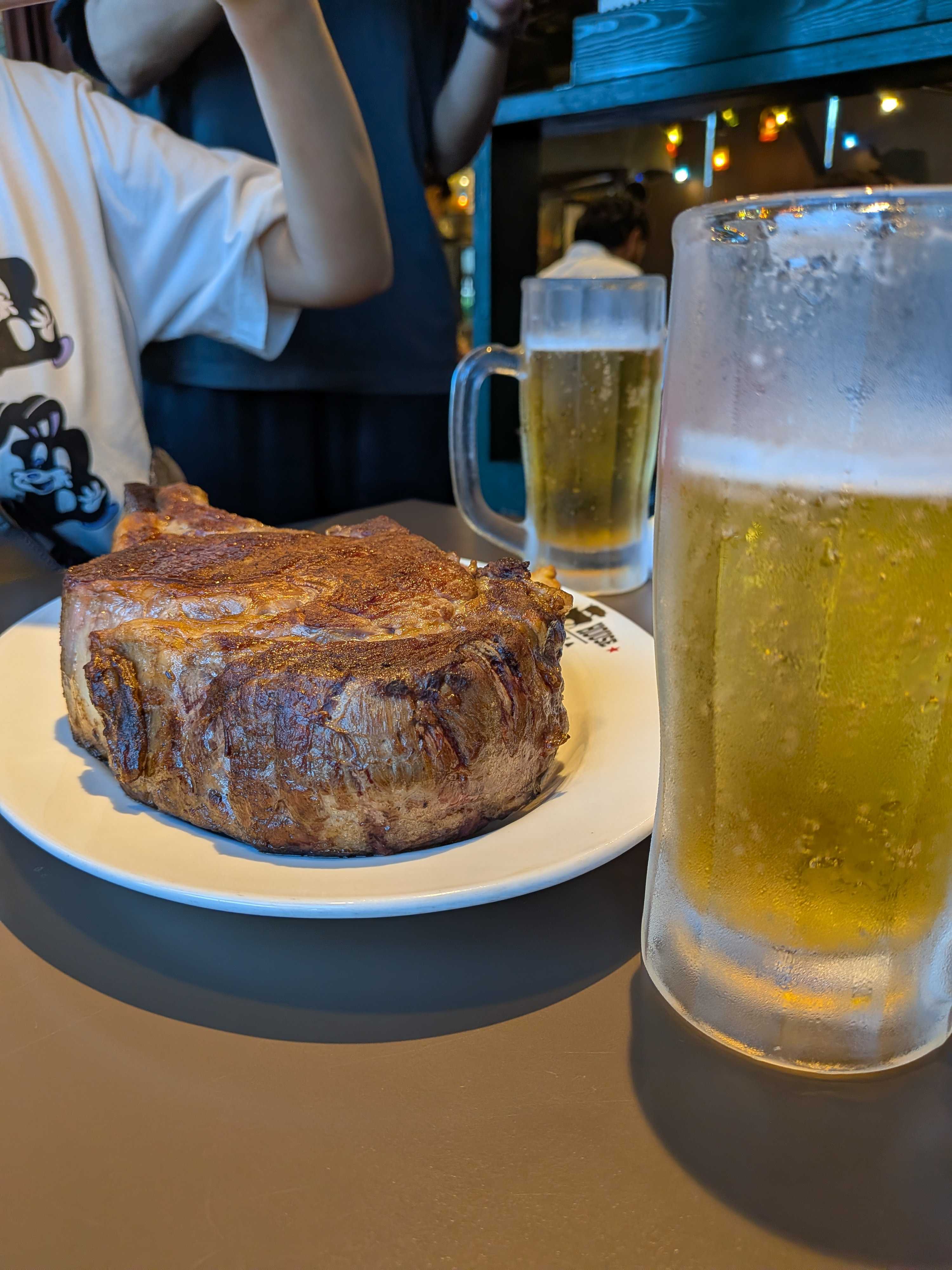 飲み会のステーキ